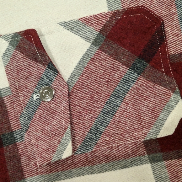 Geegee Shacket Flannel Plaid 2X - Picture 2 of 8